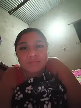 Snapshot of noemy-25 chatting on June 2026 06:13:02 AM noemy-25 online show from June 2026 06:13:02 AM