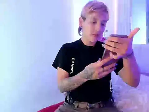 DannyRoudX online show from June 2026 03:51:02 AM
