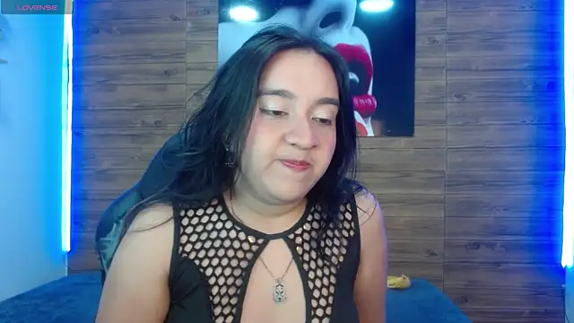 Snapshot of scarlet_hans chatting on June 2026 07:30:02 PM scarlet hans online show from June 2026 07:30:02 PM