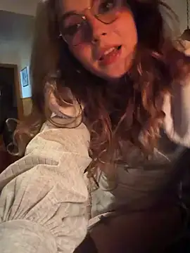 cutypiefull online show from June 2026 02:08:01 AM