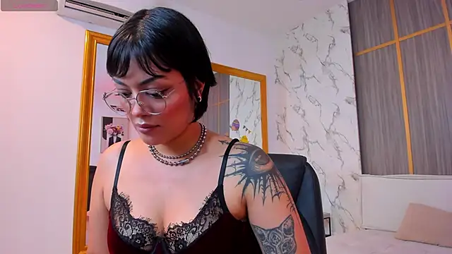 Barbara-Moon online show from May 2026 01:30:01 PM