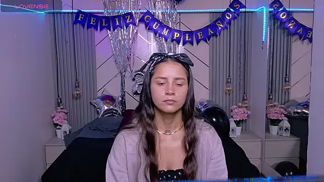 Sofysoul online show from May 2026 09:44:01 PM