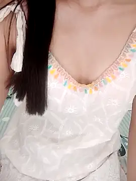 Snapshot of Ipho_girl chatting on June 2026 08:25:02 PM Ipho girl online show from June 2026 08:25:02 PM