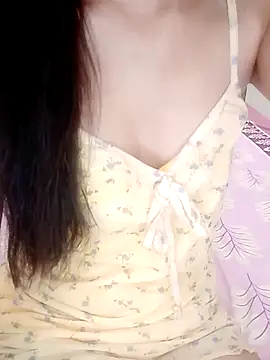 Snapshot of Ipho_girl chatting on June 2026 05:25:02 PM Ipho girl online show from June 2026 05:25:02 PM