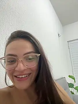 Sarah  hot online show from May 2026 10:52:03 PM