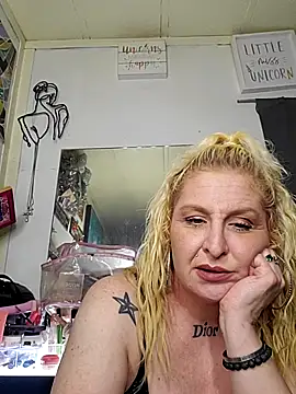 NutNmyGUTdaddy online show from June 2026 09:58:02 AM