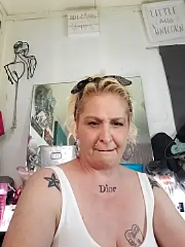 NutNmyGUTdaddy online show from June 2026 10:05:01 AM