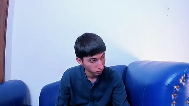 LittleNerd18 online show from May 2026 05:04:01 AM