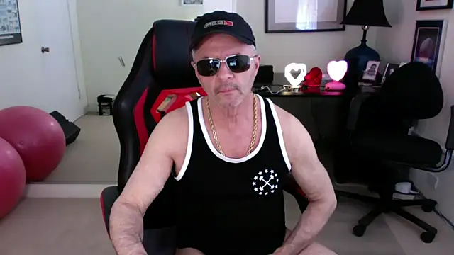 Snapshot of hotdadbod chatting on February 2025 09:37:02 PM hotdadbod online show from February 2025 09:37:02 PM
