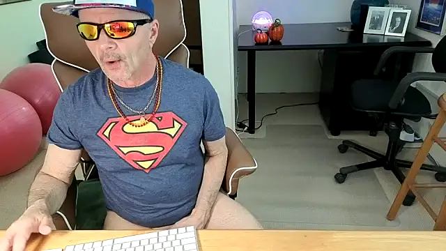 Snapshot of hotdadbod chatting on October 2025 07:48:02 PM hotdadbod online show from October 2025 07:48:02 PM