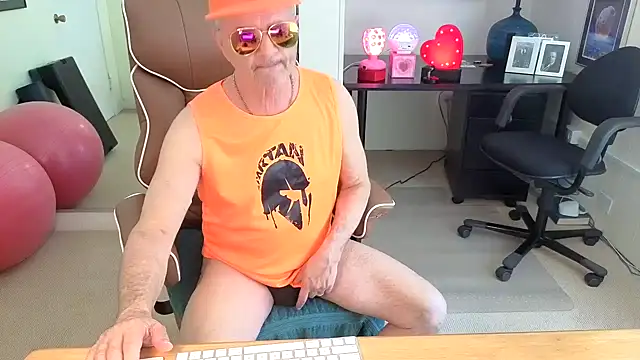 hotdadbod online show from February 2026 09:47:01 PM