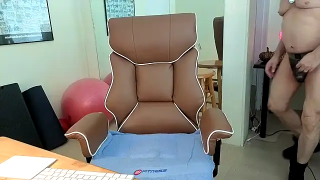 Snapshot of hotdadbod chatting on November 2025 09:36:01 PM hotdadbod online show from November 2025 09:36:01 PM