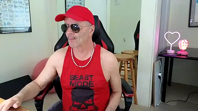 Snapshot of hotdadbod chatting on January 2025 09:25:01 PM hotdadbod online show from January 2025 09:25:01 PM
