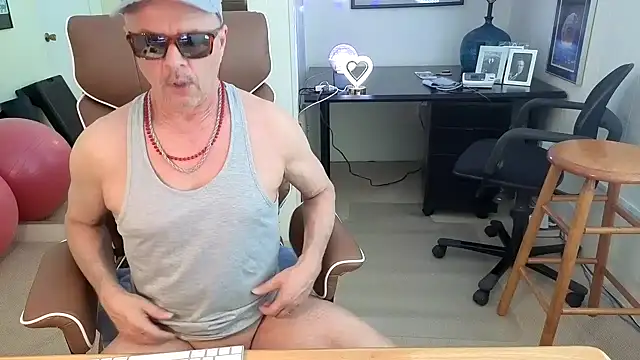 hotdadbod online show from February 2026 09:35:01 PM