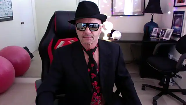Snapshot of hotdadbod chatting on March 2025 08:52:02 PM hotdadbod online show from March 2025 08:52:02 PM