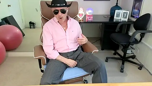hotdadbod online show from June 2026 08:19:01 PM