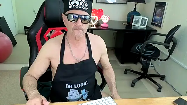 Snapshot of hotdadbod chatting on September 2025 08:45:02 PM hotdadbod online show from September 2025 08:45:02 PM