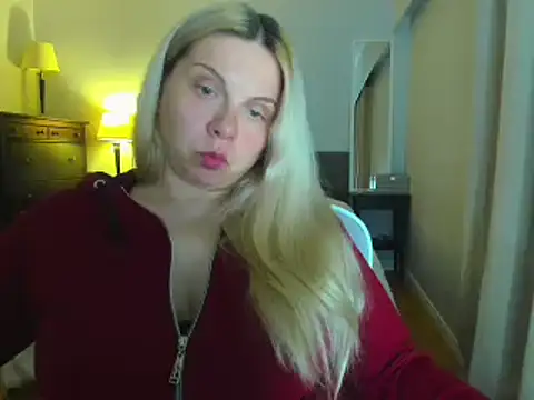 Laviora online show from June 2026 05:48:02 AM