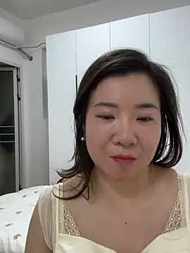 xichunhh online show from May 2026 12:45:01 PM