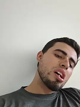 Alejo10051 online show from June 2026 07:44:02 PM
