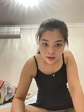 Snapshot of Lucky_xiao chatting on May 2026 12:18:02 AM Lucky xiao online show from May 2026 12:18:02 AM
