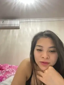 Snapshot of Lucky_xiao chatting on May 2026 06:39:02 PM Lucky xiao online show from May 2026 06:39:02 PM