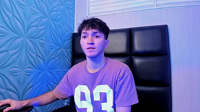 kavencastro online show from May 2026 01:34:01 AM
