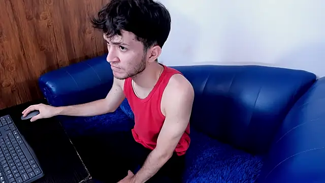 Snapshot of kavencastro chatting on May 2026 03:37:01 AM kavencastro online show from May 2026 03:37:01 AM