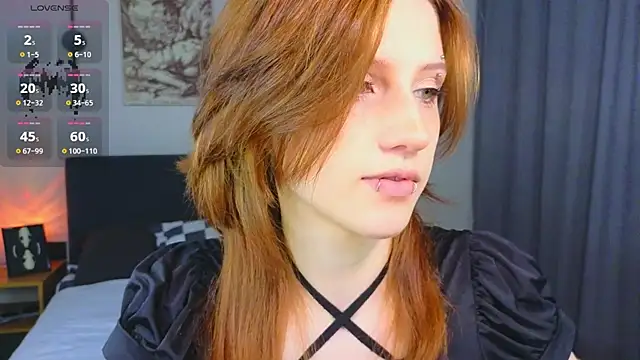 Snapshot of vampi_queen chatting on June 2026 08:37:02 PM vampi queen online show from June 2026 08:37:02 PM