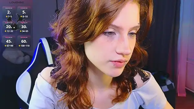Snapshot of vampi_queen chatting on June 2026 06:36:02 PM vampi queen online show from June 2026 06:36:02 PM
