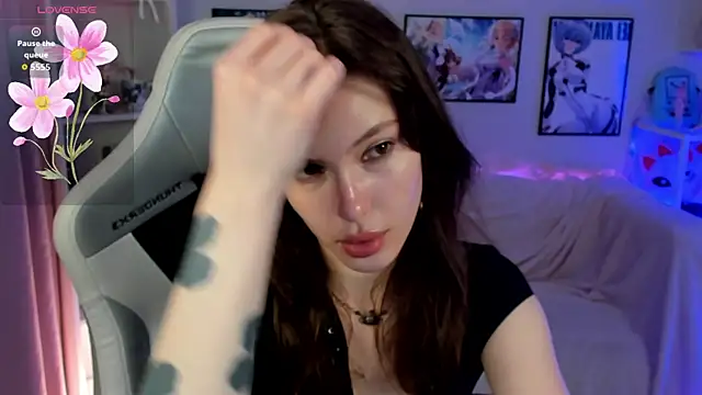 Snapshot of Mili_Joy chatting on June 2026 05:36:02 PM Mili Joy online show from June 2026 05:36:02 PM