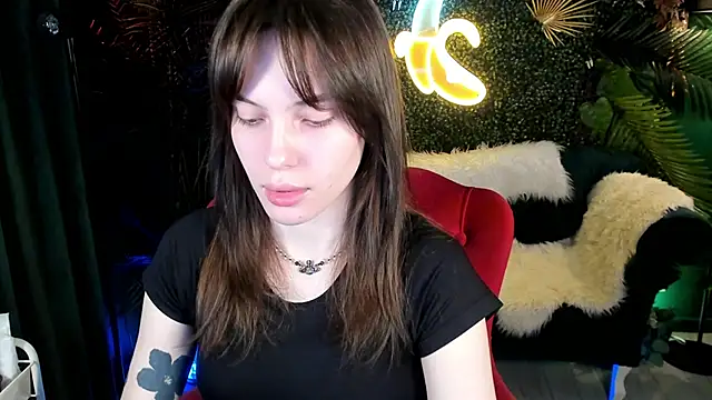 Snapshot of Mili_Joy chatting on May 2026 05:41:01 PM Mili Joy online show from May 2026 05:41:01 PM