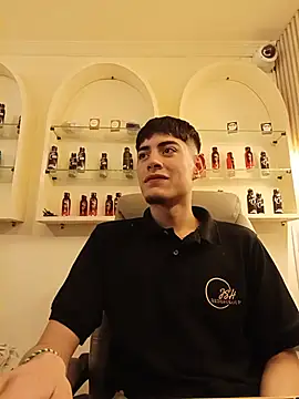 andylol330 online show from June 2026 04:44:01 AM