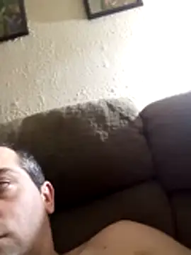 Snapshot of Johnathanleenol chatting on June 2026 04:45:01 AM Johnathanleenol online show from June 2026 04:45:01 AM