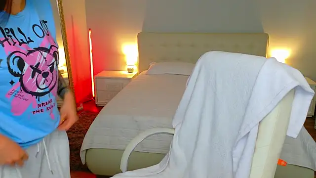 BabyyGirll  online show from May 2026 03:34:01 AM
