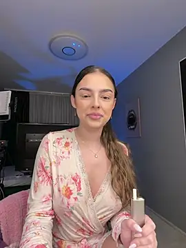 ScarletColesX online show from May 2026 09:13:01 PM