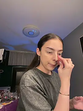ScarletColesX online show from May 2026 09:01:02 PM