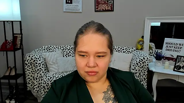 Snapshot of DianaKristol chatting on May 2026 05:23:02 PM DianaKristol online show from May 2026 05:23:02 PM