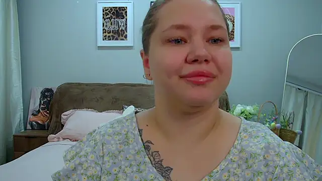 Snapshot of DianaKristol chatting on May 2026 06:31:02 AM DianaKristol online show from May 2026 06:31:02 AM
