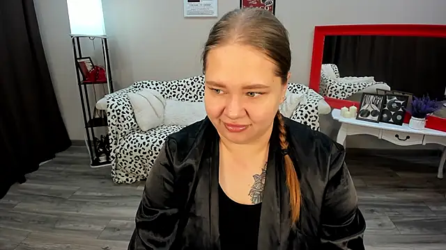 Snapshot of DianaKristol chatting on June 2026 06:13:02 PM DianaKristol online show from June 2026 06:13:02 PM