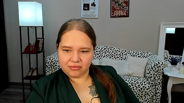 Snapshot of DianaKristol chatting on May 2026 05:29:02 AM DianaKristol online show from May 2026 05:29:02 AM
