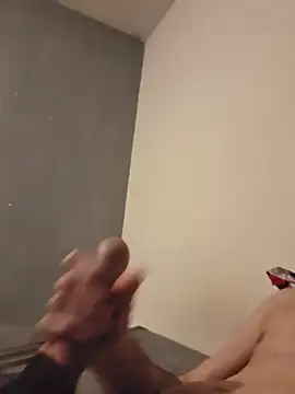 MisterGland online show from May 2026 08:54:02 AM