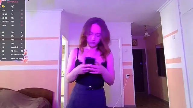 JulianeHedgpeth online show from June 2026 11:21:02 AM