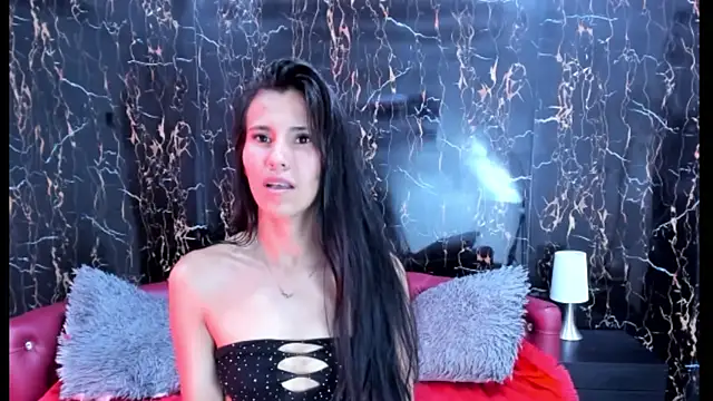 Annitarogers  online show from May 2026 10:36:01 AM