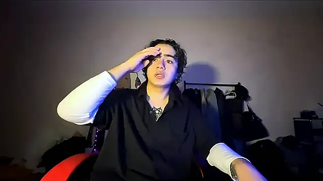  ELIGOS  online show from May 2026 06:50:01 PM