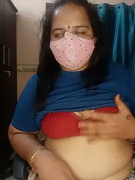 pirainilla online show from June 2026 05:45:01 PM