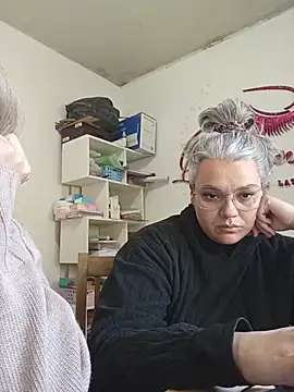 Lulitahot online show from May 2026 03:41:02 PM