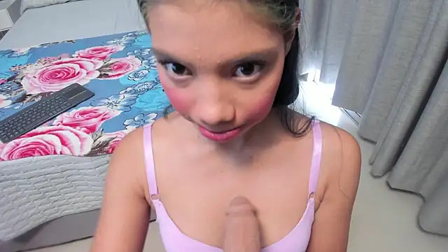 doll skinny18 online show from June 2026 01:12:01 PM