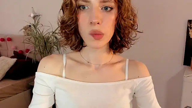 Snapshot of imogensy chatting on June 2026 02:18:02 PM imogensy online show from June 2026 02:18:02 PM
