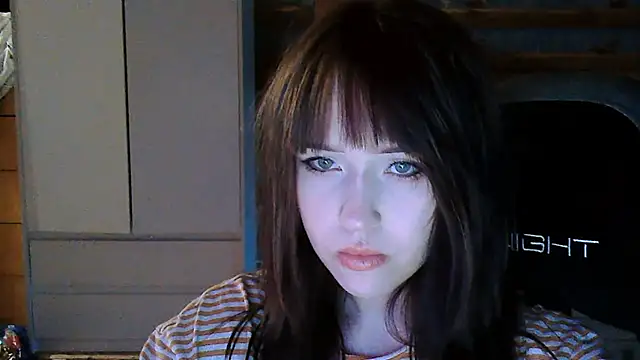 NoirEva online show from May 2026 05:33:01 PM